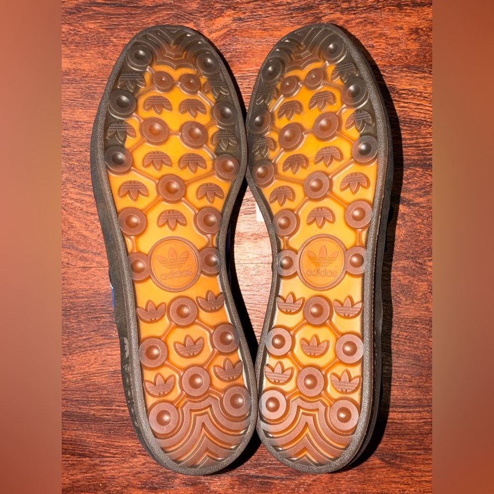 Adidas size 12 - Picture 14 of 14